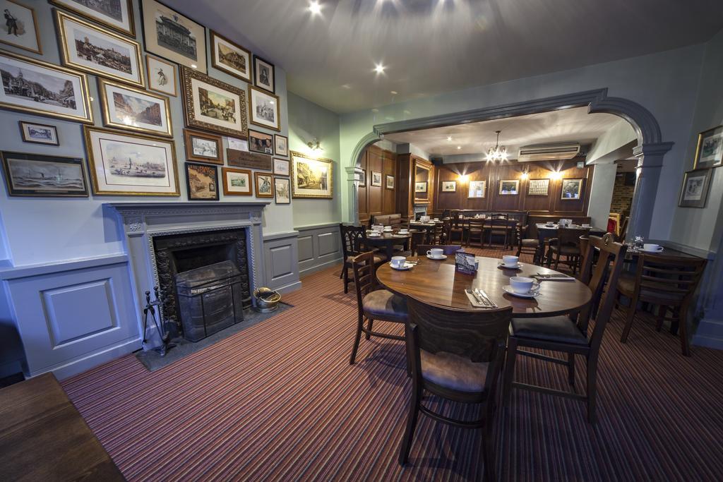The Cathedral Hotel Salisbury Extérieur photo