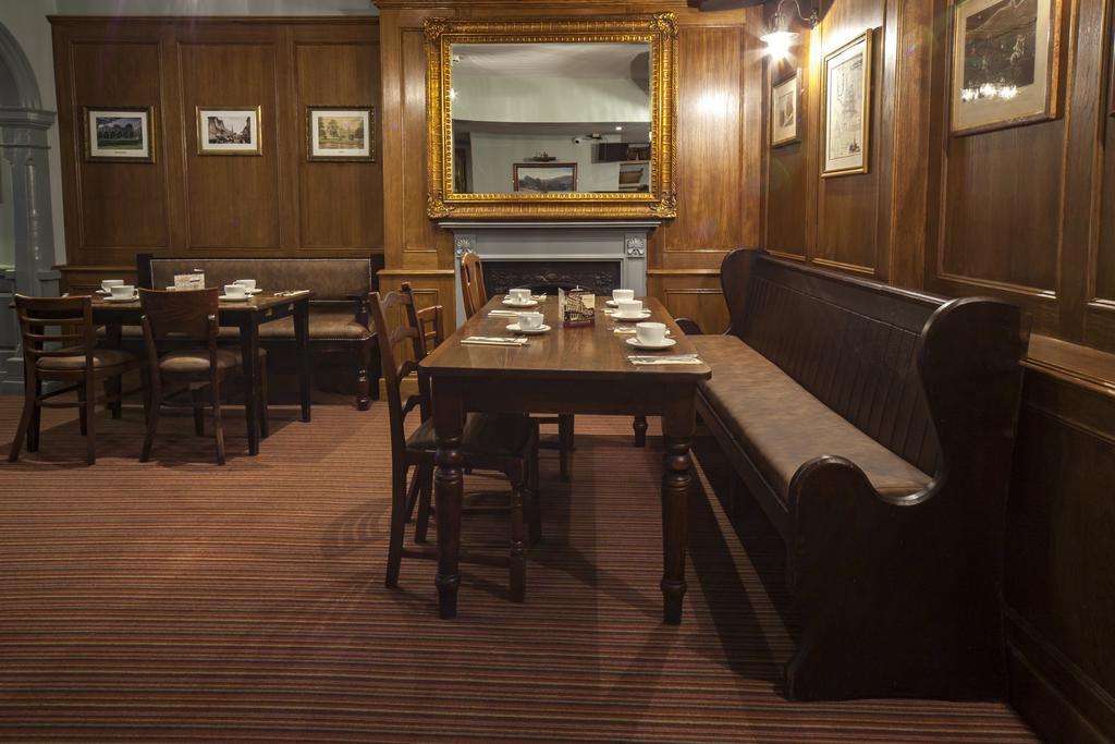 The Cathedral Hotel Salisbury Extérieur photo