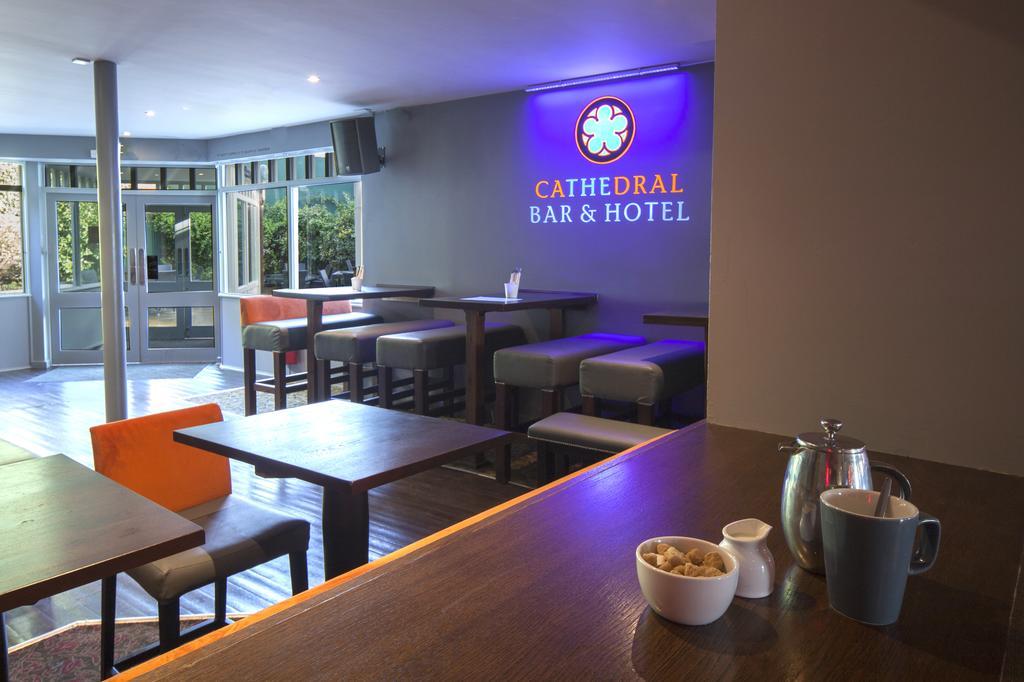 The Cathedral Hotel Salisbury Extérieur photo